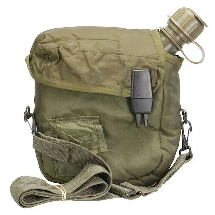 Polní láhev orig. U.S. ARMY - hranatá 1,75l - olivová POUŽITÁ