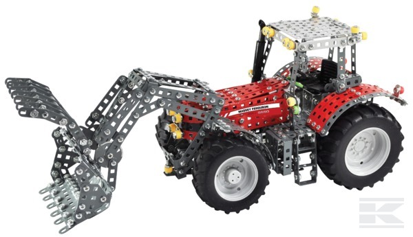 Traktor Massey Ferguson 8690 s nakladačem - Tronico 10081