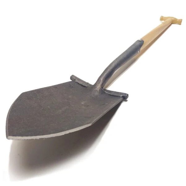 Rýč kovaný špičatý s nášlapem KRUMPHOLZ, Anglický typ, jasanová násada -T 115cm (1770)
