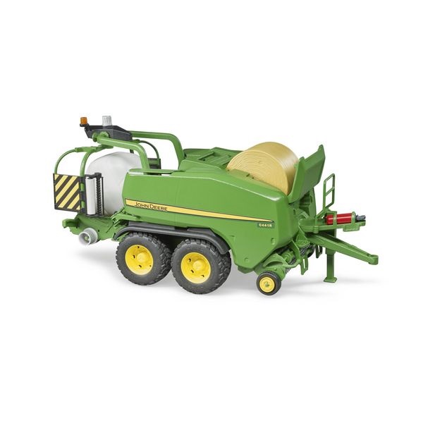 John Deere s balíkovačem C441R - Bruder 02032