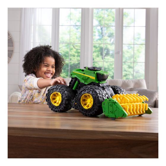 Kombajn John Deere se zvuky Tomy (47329)