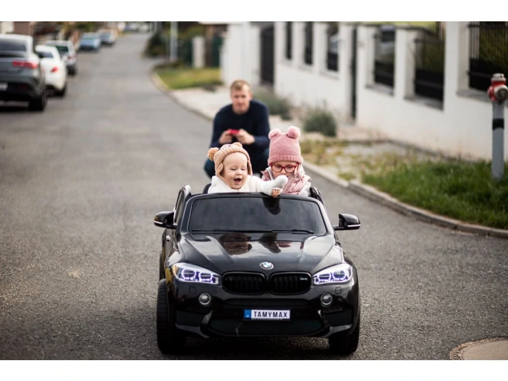 Dětské vozítko - BMW X6 - BLACK - akumulátorové autíčko