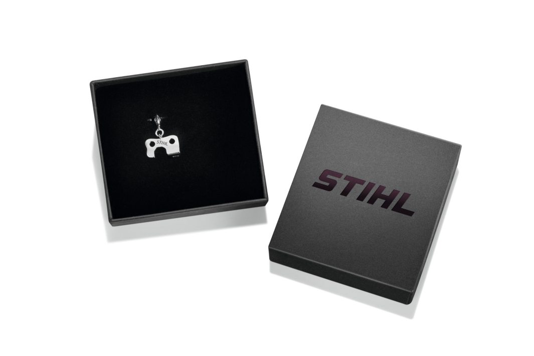 Přívěsek stříbrný - pilový řetěz STIHL (04216000050)