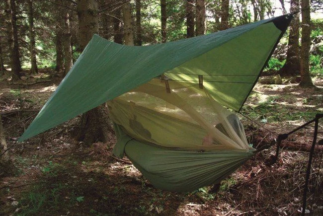 Hamaka se stříškou NOMAD HAMMOCK Highlander
