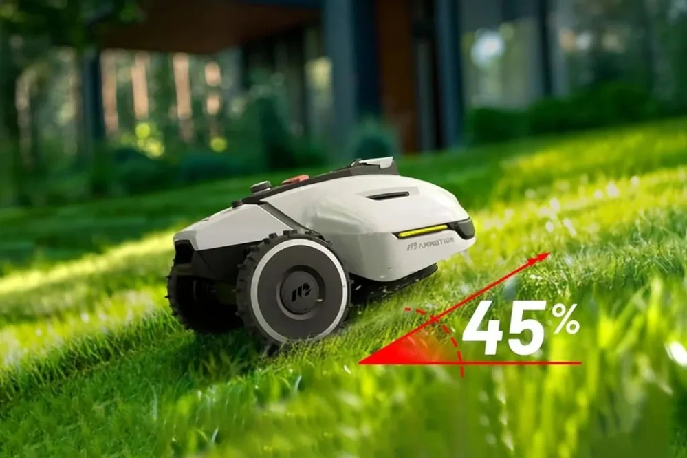 Robotická sekačka Mammotion YUKA 2000 bez koše, model 2025