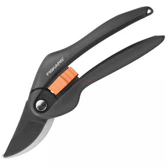Dvoubřitové zahradní nůžky Fiskars SingleStep™ P26 (1000567)