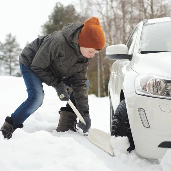 Lopatka do auta Fiskars SnowXpert™ (1019347)