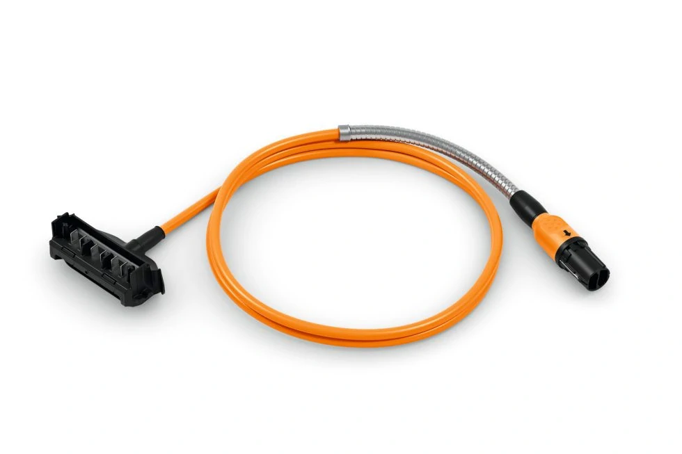 Set akumulátoru AR 3000 L s adaptérem AP a připojovacím kabelem STIHL (48712000009)