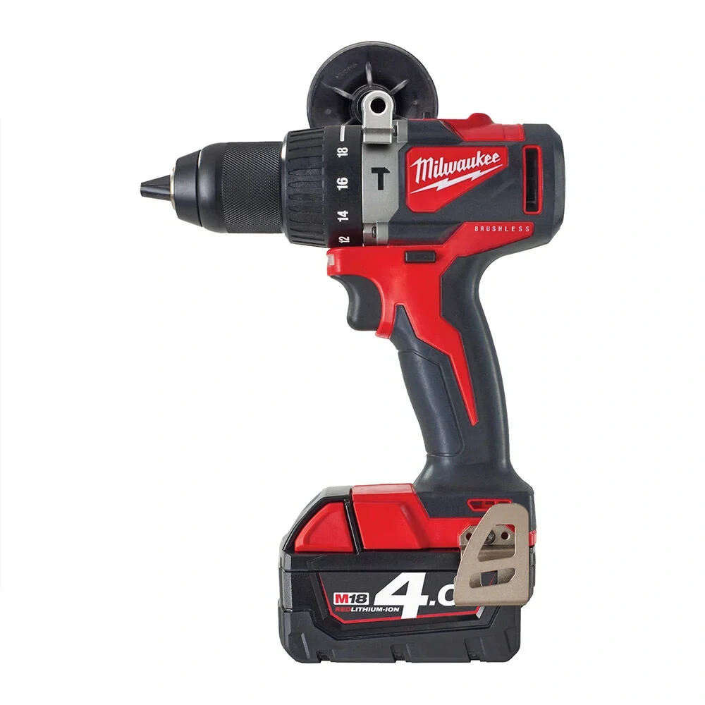 Milwaukee M18 BLPD2-402C příklepová vrtačka 82 Nm