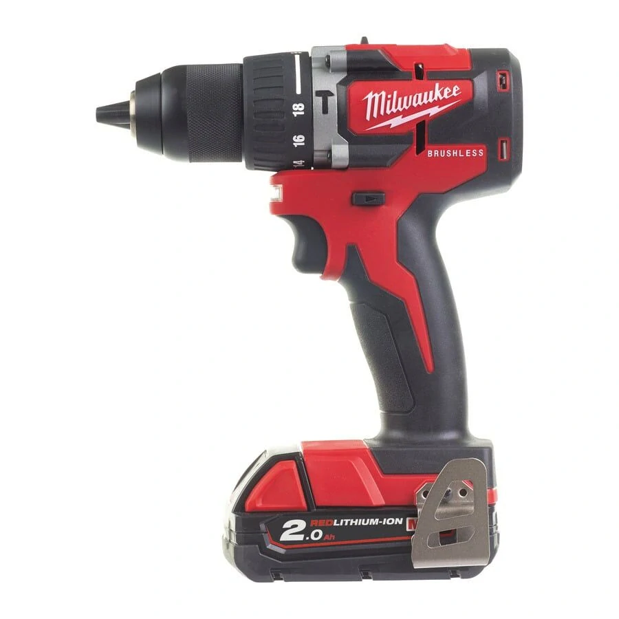 Milwaukee M18 CBLPD-202C aku příklepová vrtačka 60 Nm, 2× 2,0 Ah
