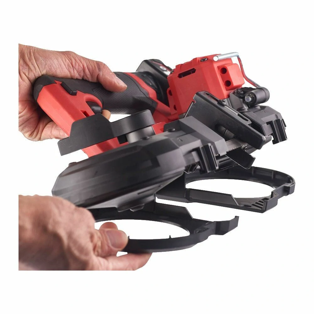 Milwaukee M12 FBS64-402C pásová pila 2× 4 Ah