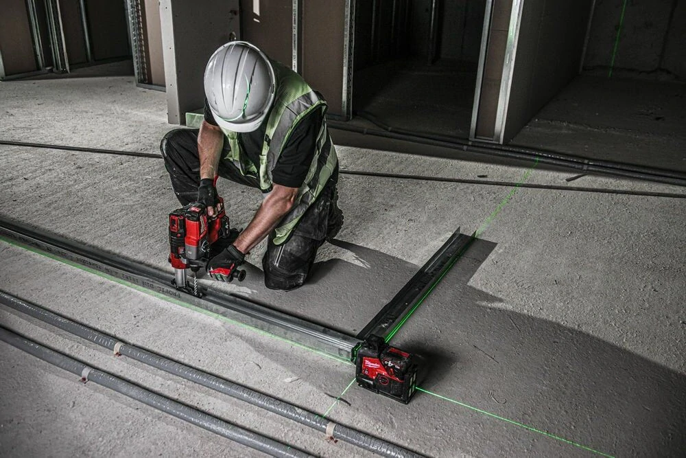 Milwaukee M12 3PL-401C zelený laser 3×360°