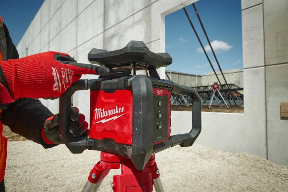 Milwaukee M18 RLOH600-201C rotační laser
