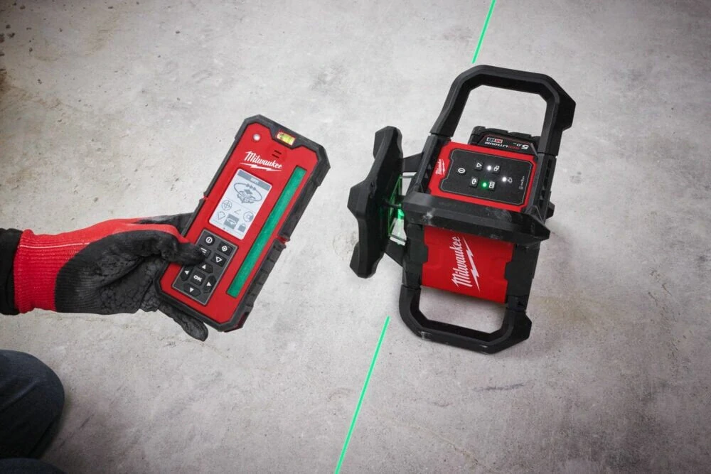 Milwaukee M18 RLOHVG300-501C laser