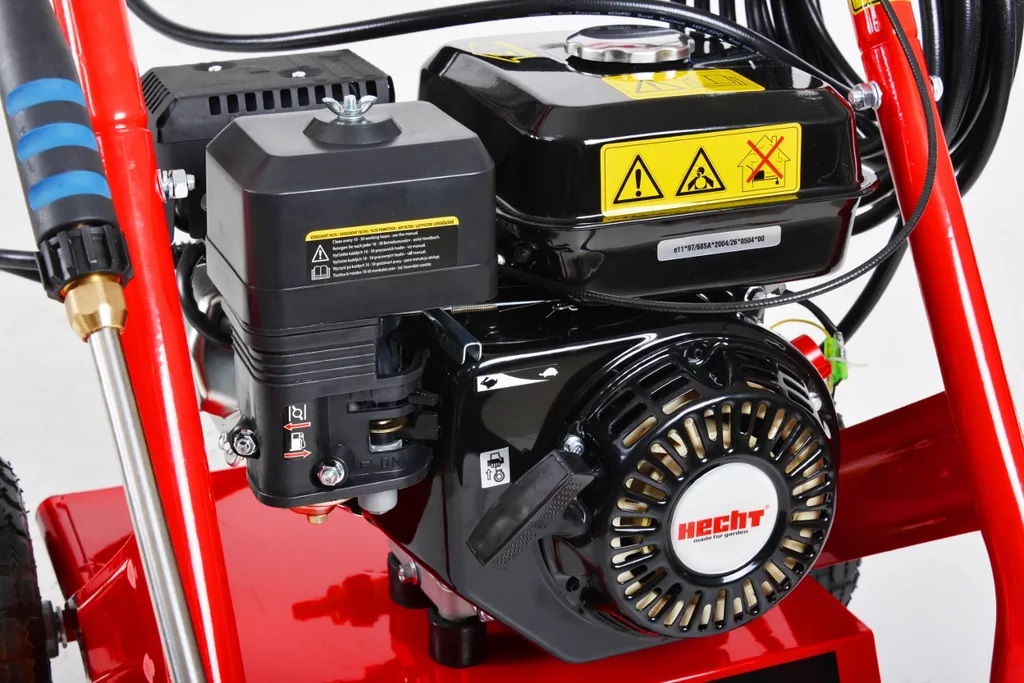 Vysokotlaká motorová myčka - HECHT 3230