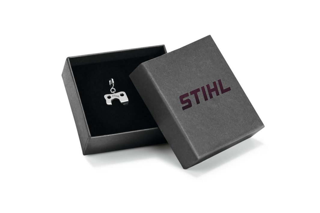 Přívěsek stříbrný - pilový řetěz STIHL (04216000050)