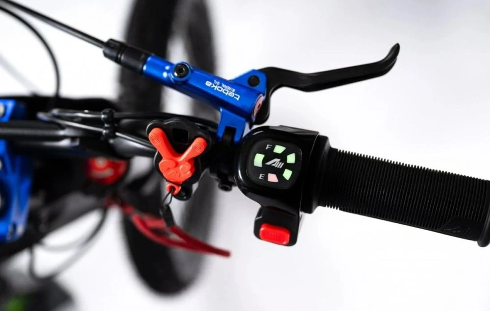 E-motorka pro děti Push Maxi 18 PRO