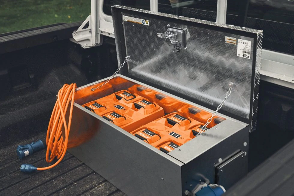 CB 1 Nabíjecí box STIHL (EA080180200) 