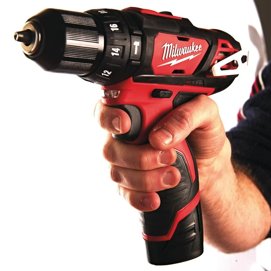 Milwaukee M12 BPD-402C M12™ kompaktní příklepová vrtačka