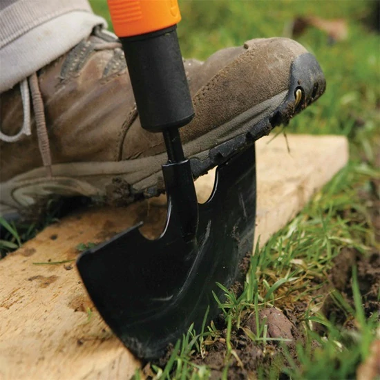 Okrajovač trávníku Fiskars QuikFit™ (1000690)