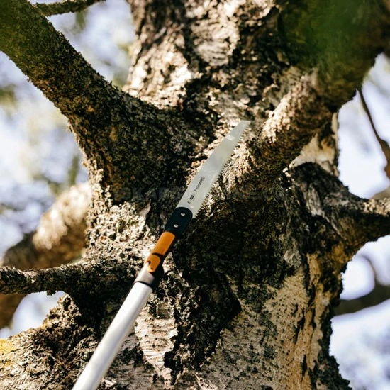 Pila prořezávací přímá Fiskars QuikFit™ (1000692)