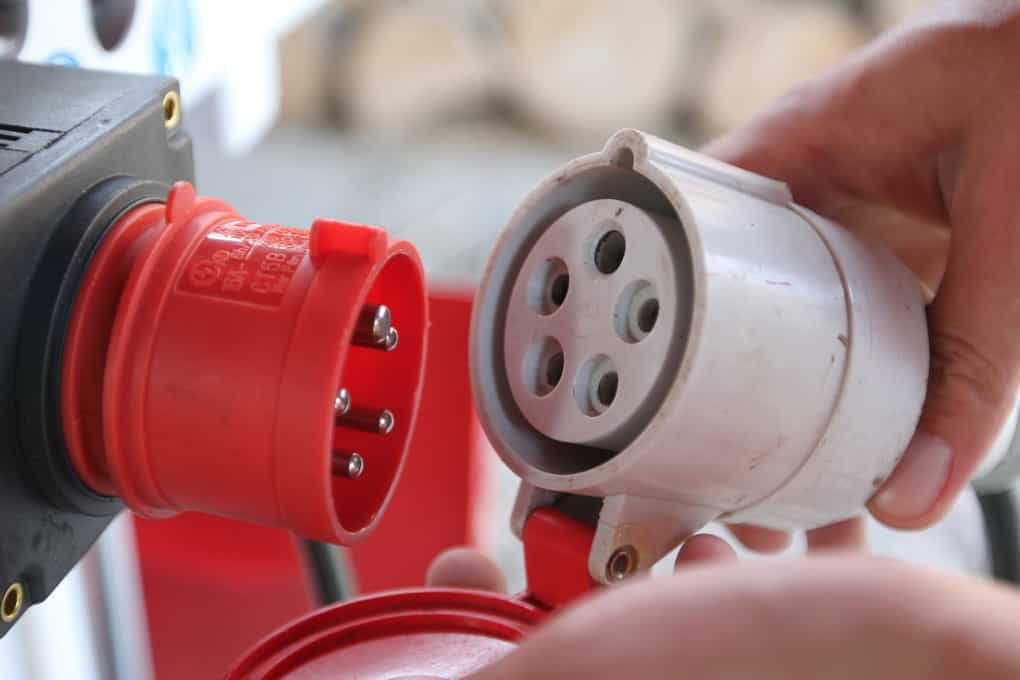 Vari 8 Ton Super Force 400 V