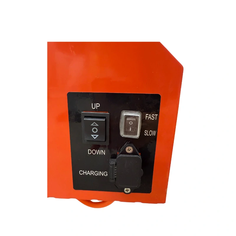 Elektrický vozík s  tažným zařízením E-VOZÍK TUG BEE