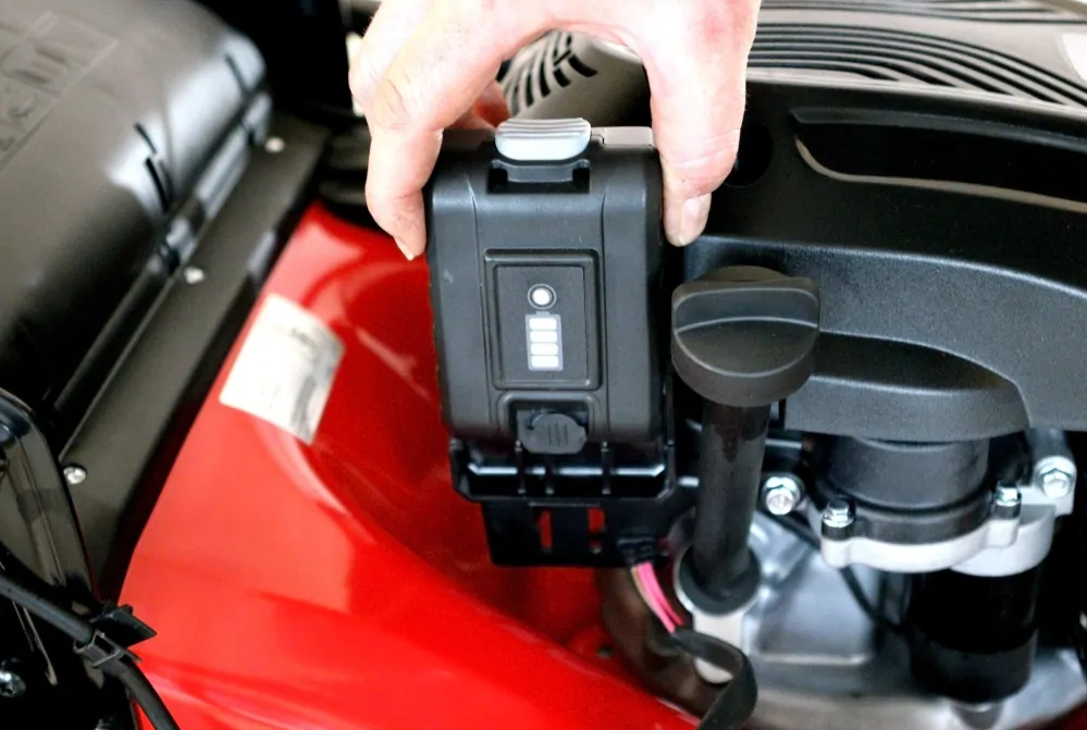 Travní sekačka s pojezdem, elektrostartem Vari MP1 504 GeS