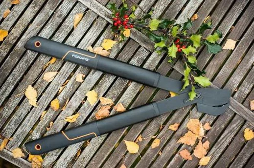 Nůžky na silné větve SingleStep™, dvoučepelové (S), L28 Fiskars (1001432)