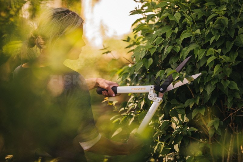 Nůžky na živý plot Fiskars PowerLever™ s pákovým převodem HS53 (1026931)