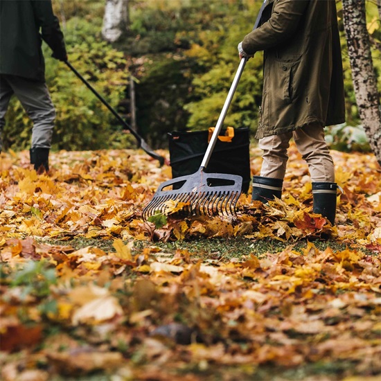 Hrábě na listí Fiskars X-series™ L (1027037)