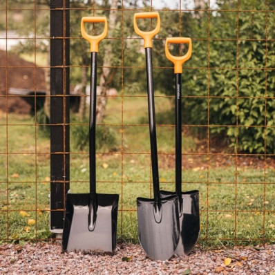 Lopata na beton Fiskars Solid™+ (1067518)