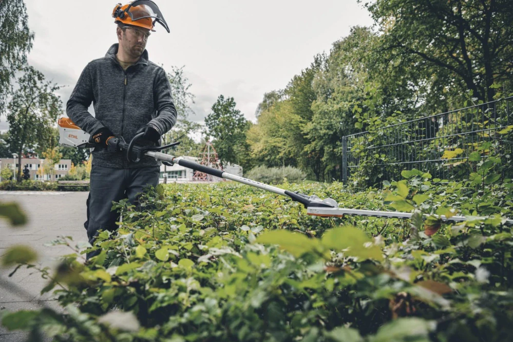 STIHL KMA 135 R