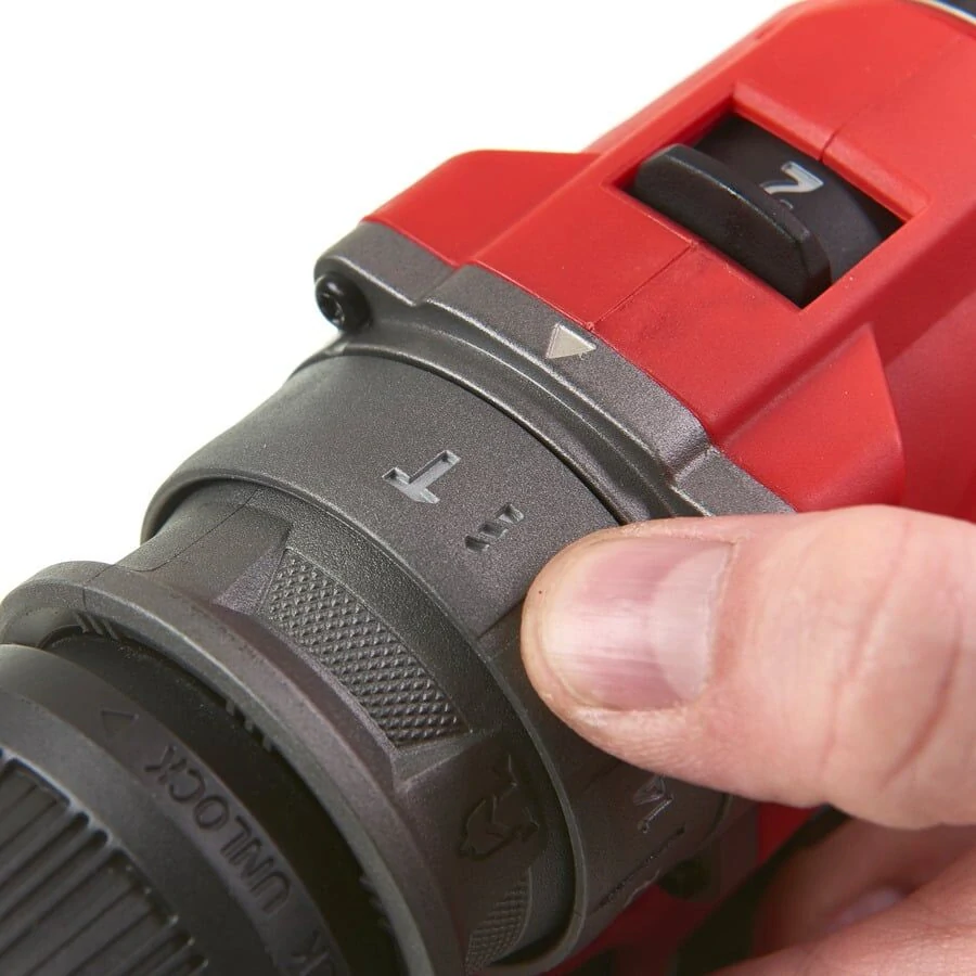 Milwaukee M12 FPDXKIT-202X™ Aku vrtačka s příklepem s vyměnitelným sklíčidlem, 2x 2,0 Ah