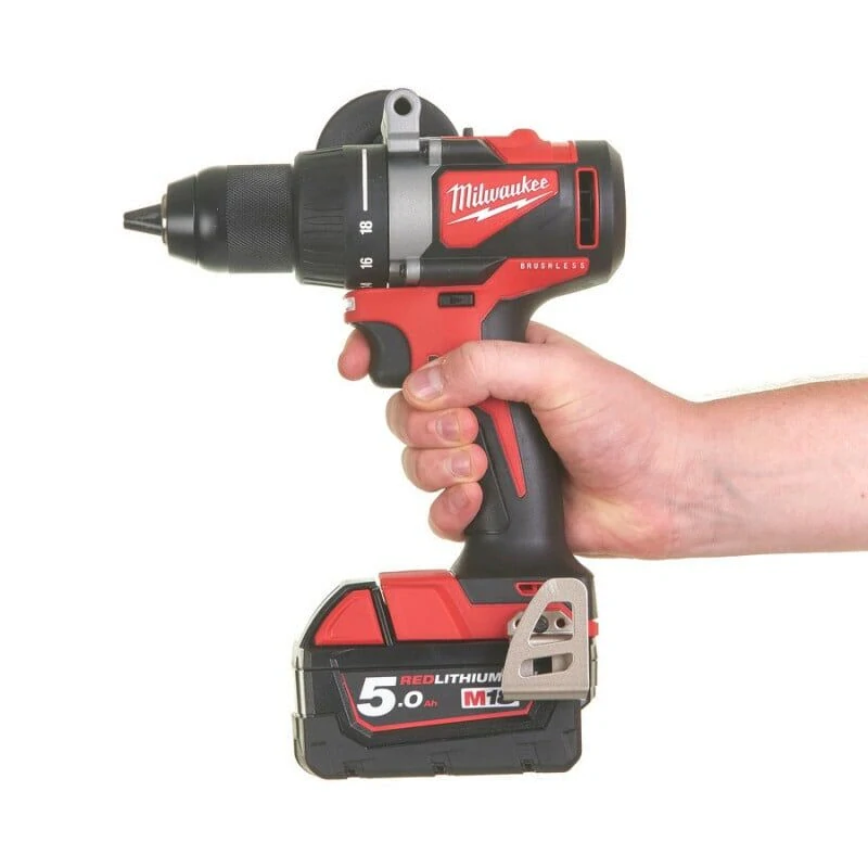 Milwaukee M18 BLDD2-502X aku vrtačka bez příklepu 82 Nm, 2× 5,0 Ah