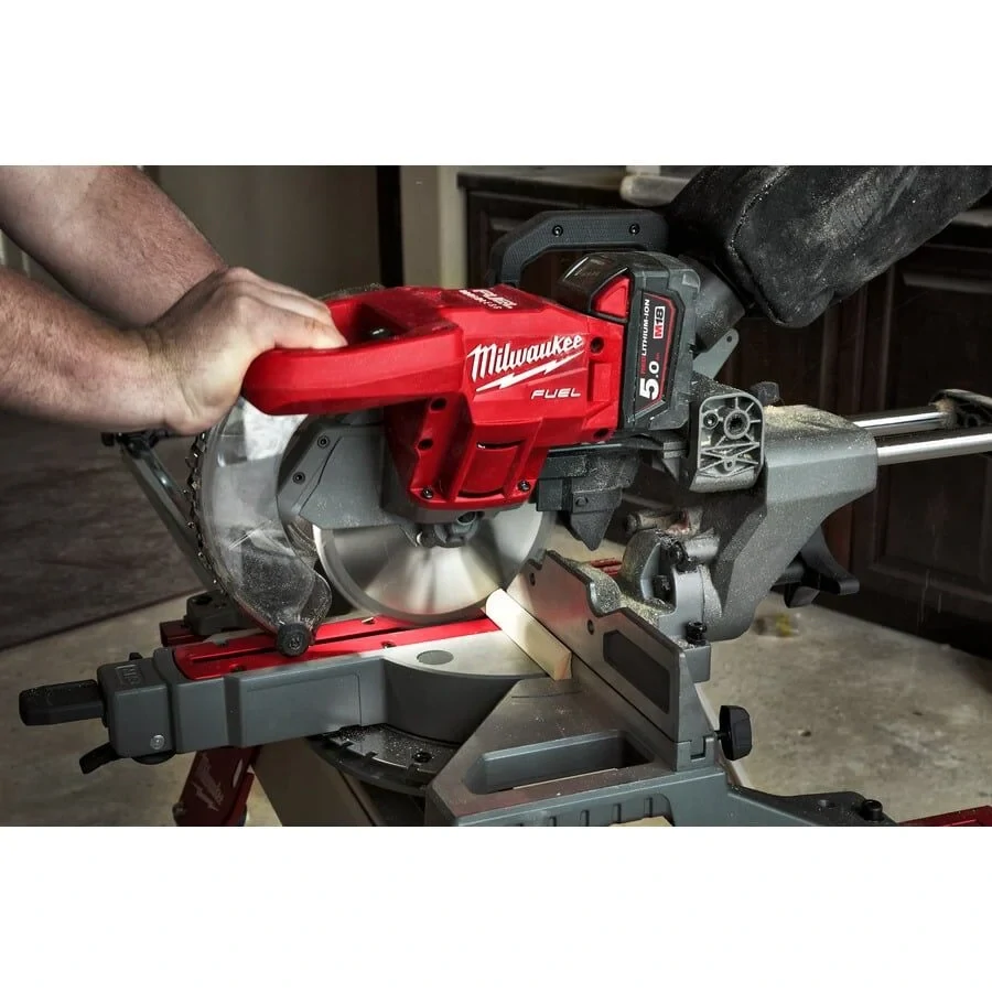 Milwaukee M18 FMS190-0 FUEL pokosová pila 190 mm