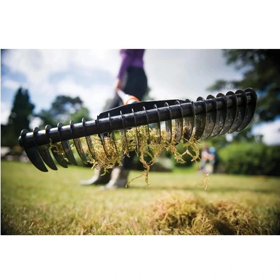 Hrábě Fiskars QuikFit™ provzdušňovací  (1000655)