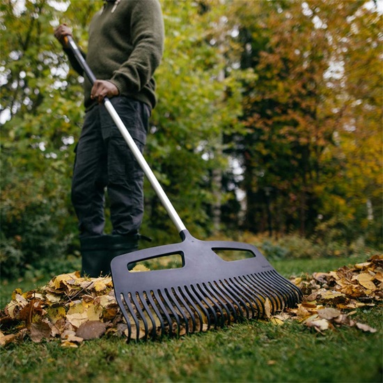 Hrábě na listí Fiskars X-series™ XXL (1027036)