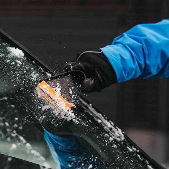 Škrabka na led Fiskars Solid™ (1019354)