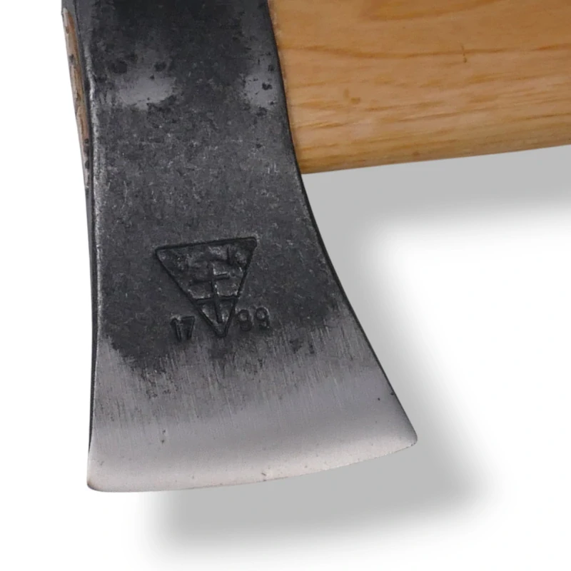 Hraničářská sekera KRUMPHOLZ 0,5kg , Hickory s koženým pouzdrem (0101)