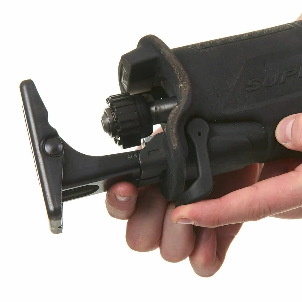 Milwaukee M18 FSX-0C FUEL Super SAWZALL pila