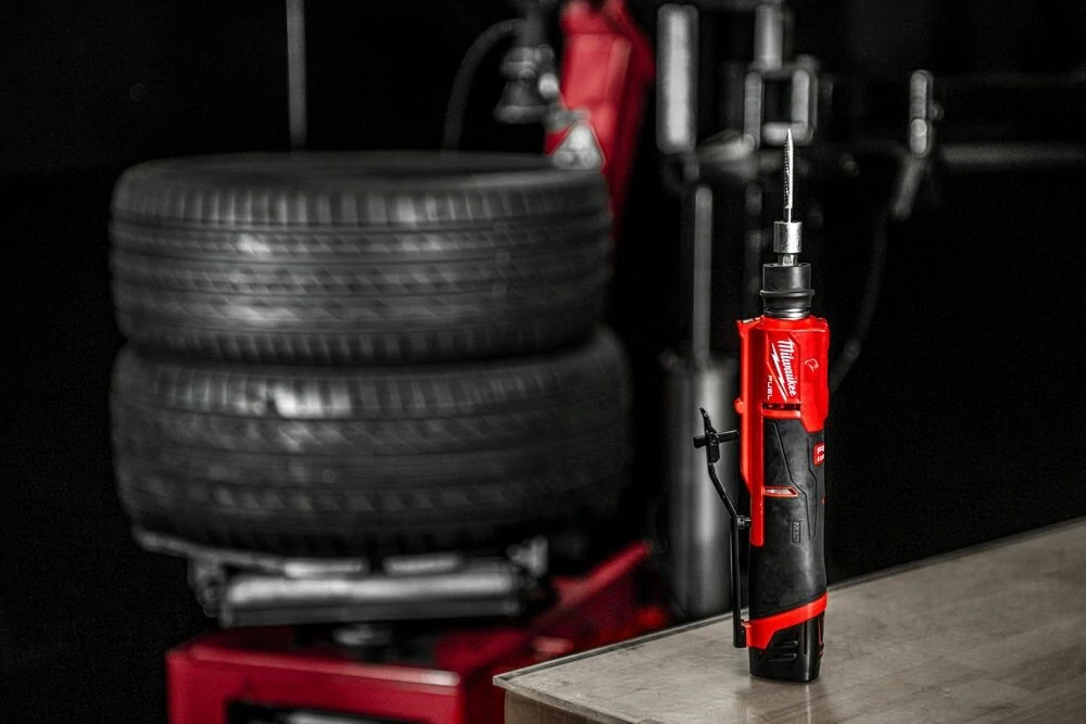 Milwaukee M12 FTB-0 FUEL bruska na pneumatiky
