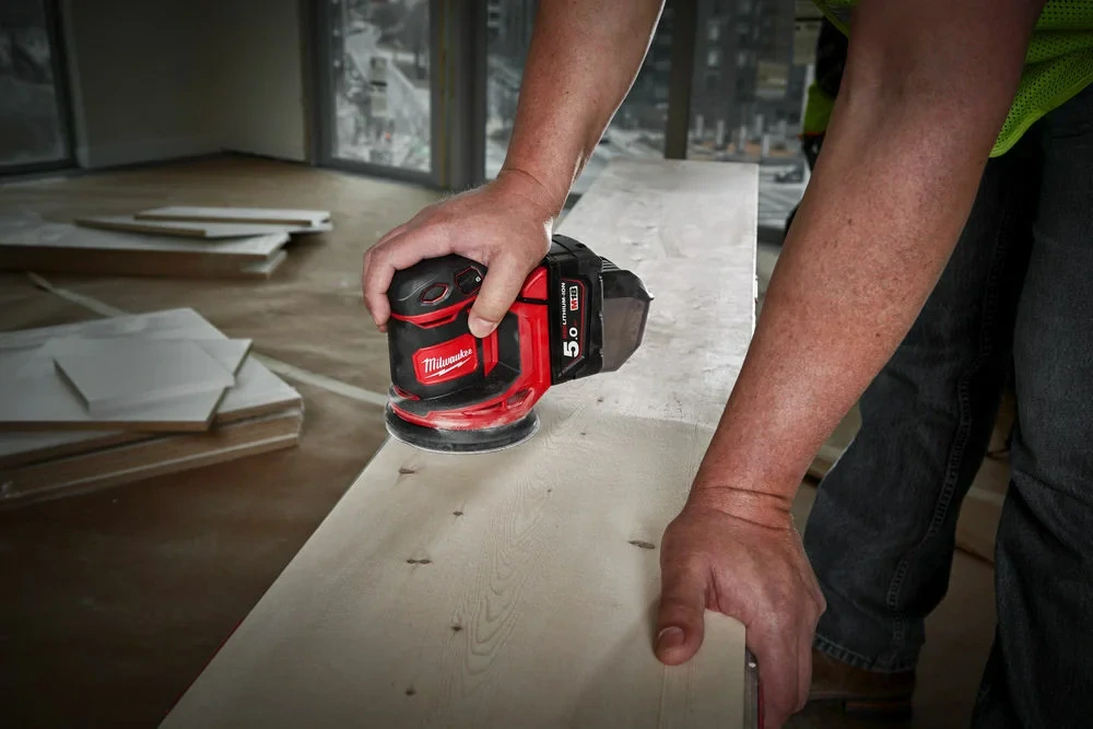 Milwaukee M18 BOS125-0 excentrická bruska 125 mm