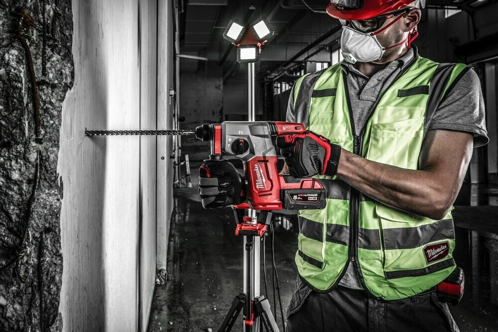 Milwaukee M18 BLH-0 aku kladivo SDS-Plus 26 mm