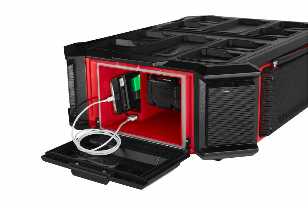 Milwaukee M18 PRCDAB+-0 rádio s nabíječkou