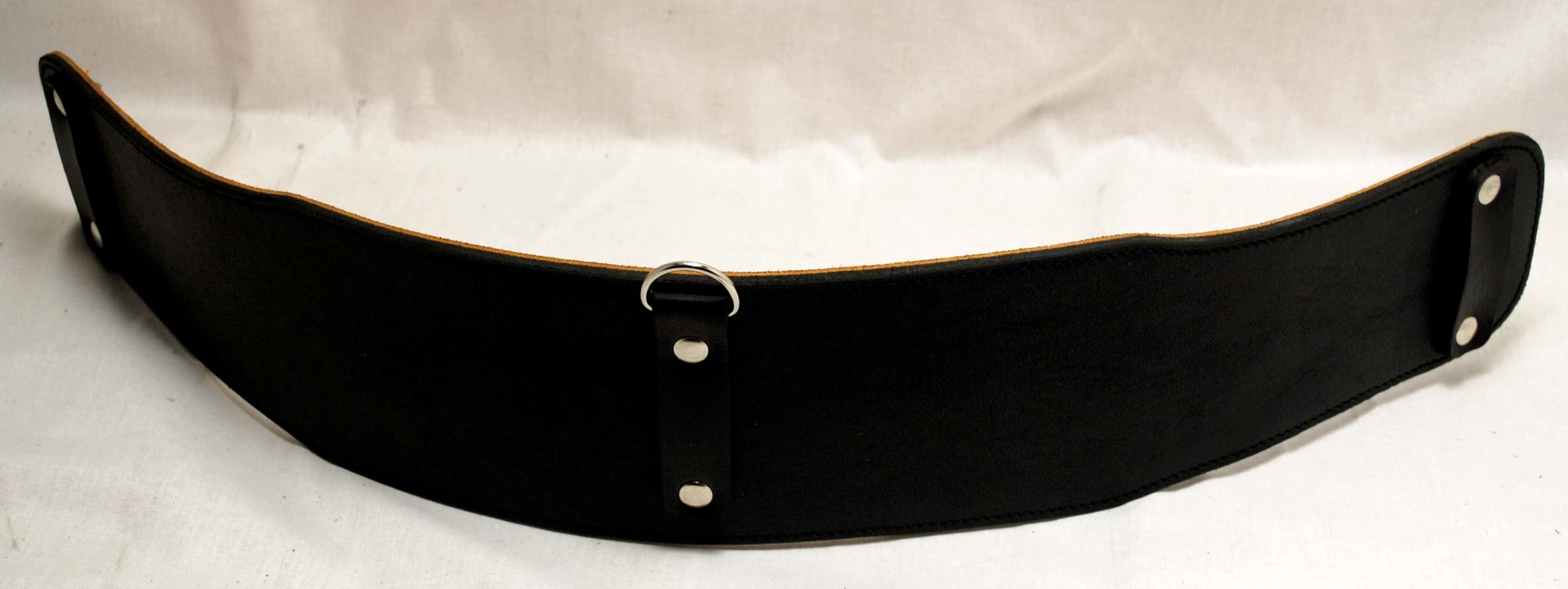 Dřevorubecké opaskové pouzdro s popruhem a brašnou Forest III