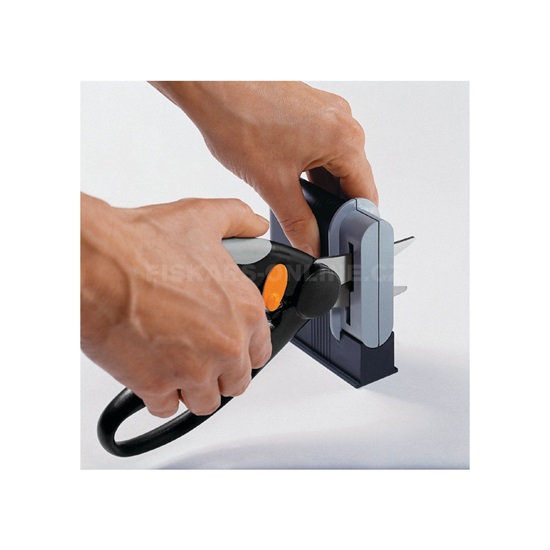 Dvoubřité zahradní nůžky Fiskars FingerLoop SP45 (1001533)