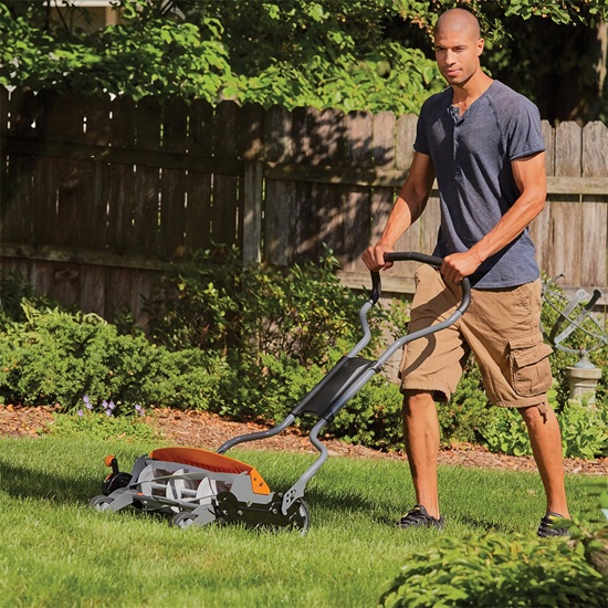 Vřetenová sekačka Fiskars StaySharp™ Max (1000591)