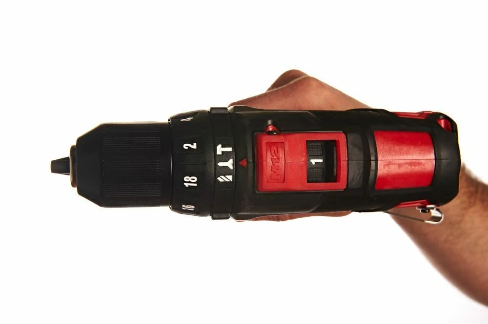 Milwaukee M12 BPD-402C M12™ kompaktní příklepová vrtačka