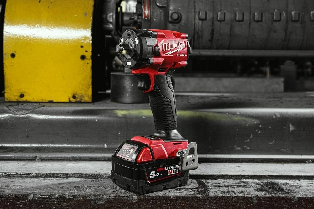 Milwaukee M18FIW2F12-0X FUEL rázový utahovák 1/2" 339 Nm